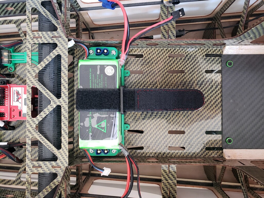 STL file Pulse Battery 2S 3600mah Tray w/EC3 connector port 🔋・3D